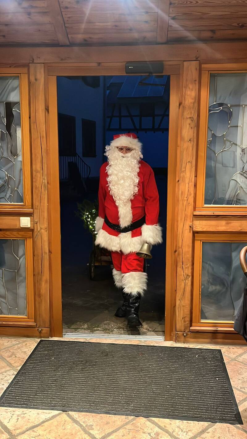 aktuelles/nikolaus-zu-besuch-in-ober-kostenz-s186347